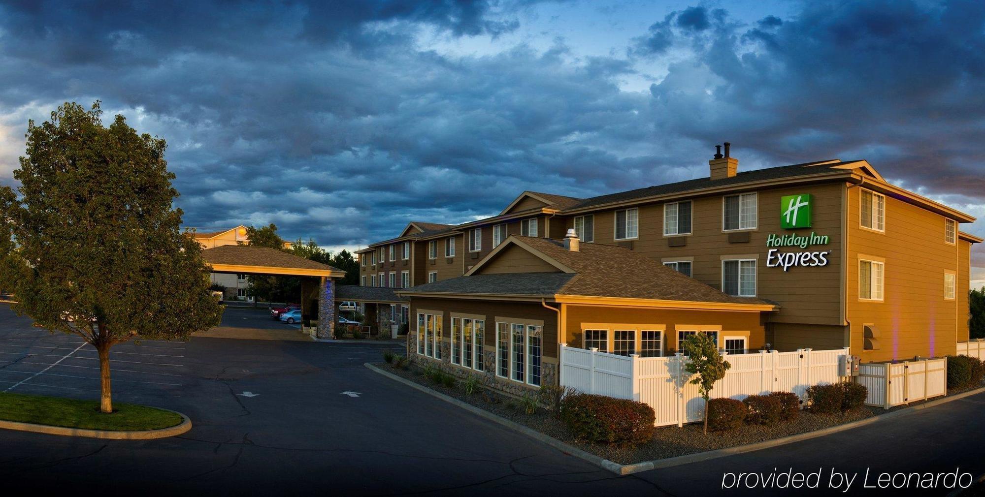 Holiday Inn Express Walla Walla By Ihg Exterior foto